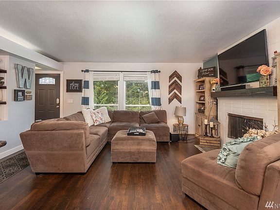 5th image of 9582 Monte Vista Ln NW