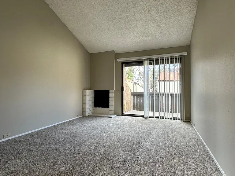 Ardendale Apartments — Photo 29