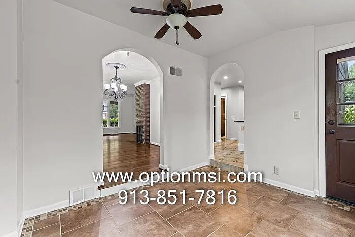 7829 Dearborn Dr — Photo 10