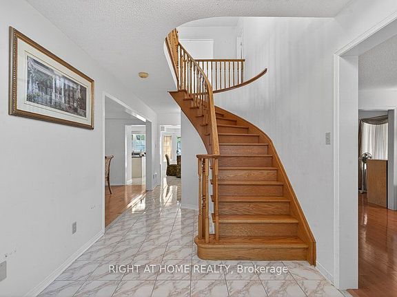 4th image of 130 Eagleridge Dr