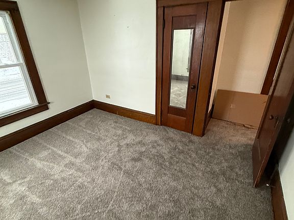 5th image of 1021 N Mantua St