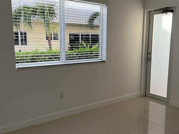 3rd image of 1025 94th St APT 1