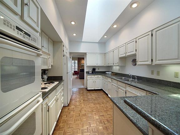 3rd image of 2800 S University Blvd Unit 180
