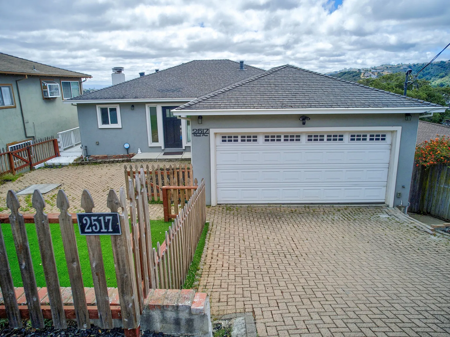 2517 Read Avenue - 1 — Photo 1