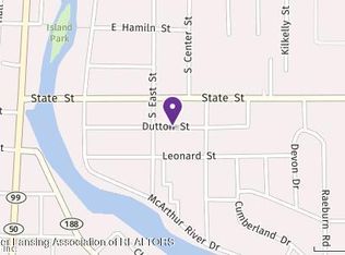 312 Dutton St, Eaton Rapids, MI 48827