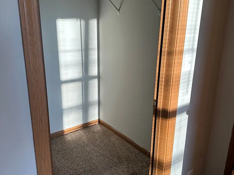 1828 Starks Cir — Photo 13