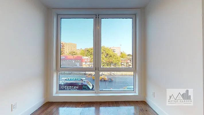 Rented by Metro Garden Realty NYC | media 30