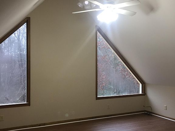 Upstairs bedroom area