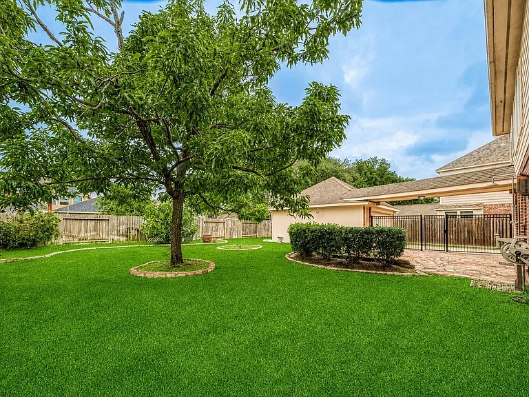 3218 Twinmont Ln — Photo 32