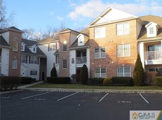 1081 Morning Glory Dr, Monroe Township, NJ 08831