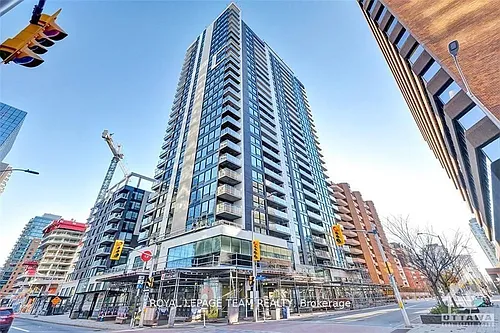 340 Queen St #2010 Photo 1