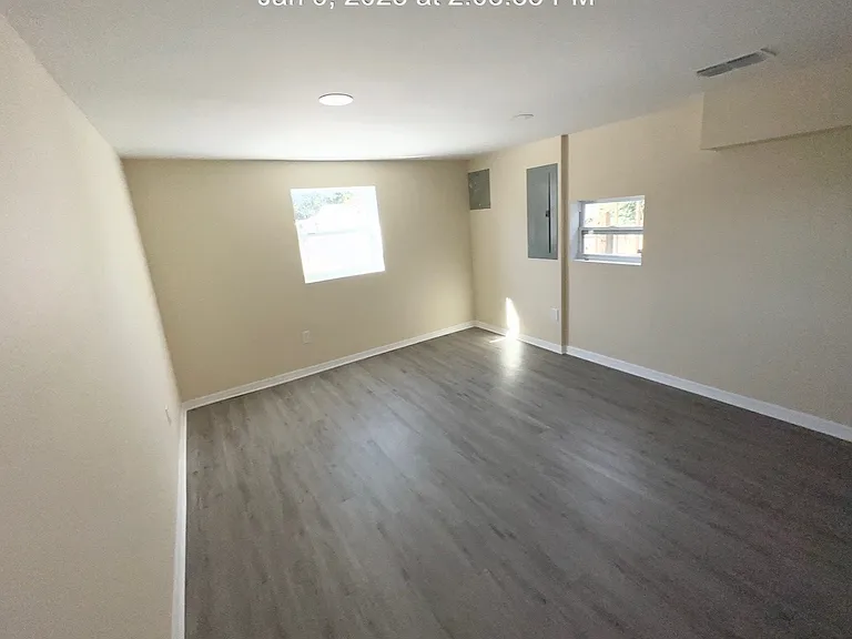 719 Fern St — Photo 4