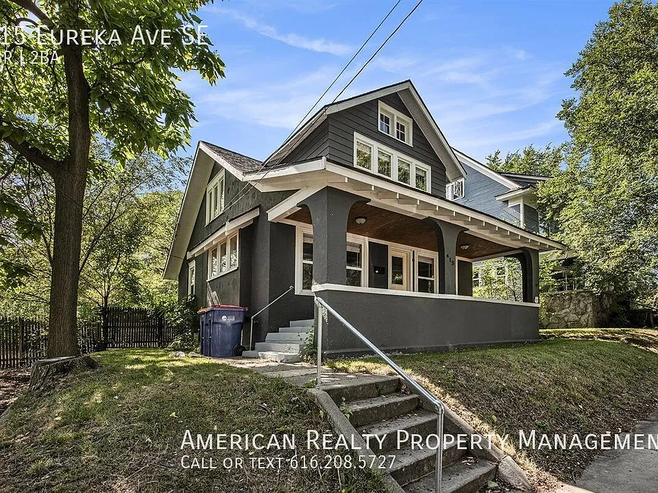 415 Eureka Ave SE
