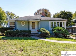 4407 Grover St, Omaha, NE 68105