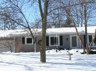 639 Mount Mary Dr, Green Bay, WI 54311