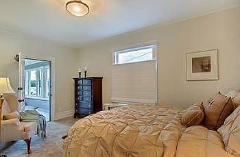 3rd image of 6533 Seward Park Ave S