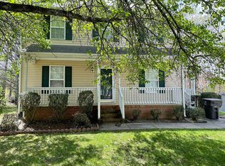 3216 Brookrun Dr, Jamestown, NC 27282