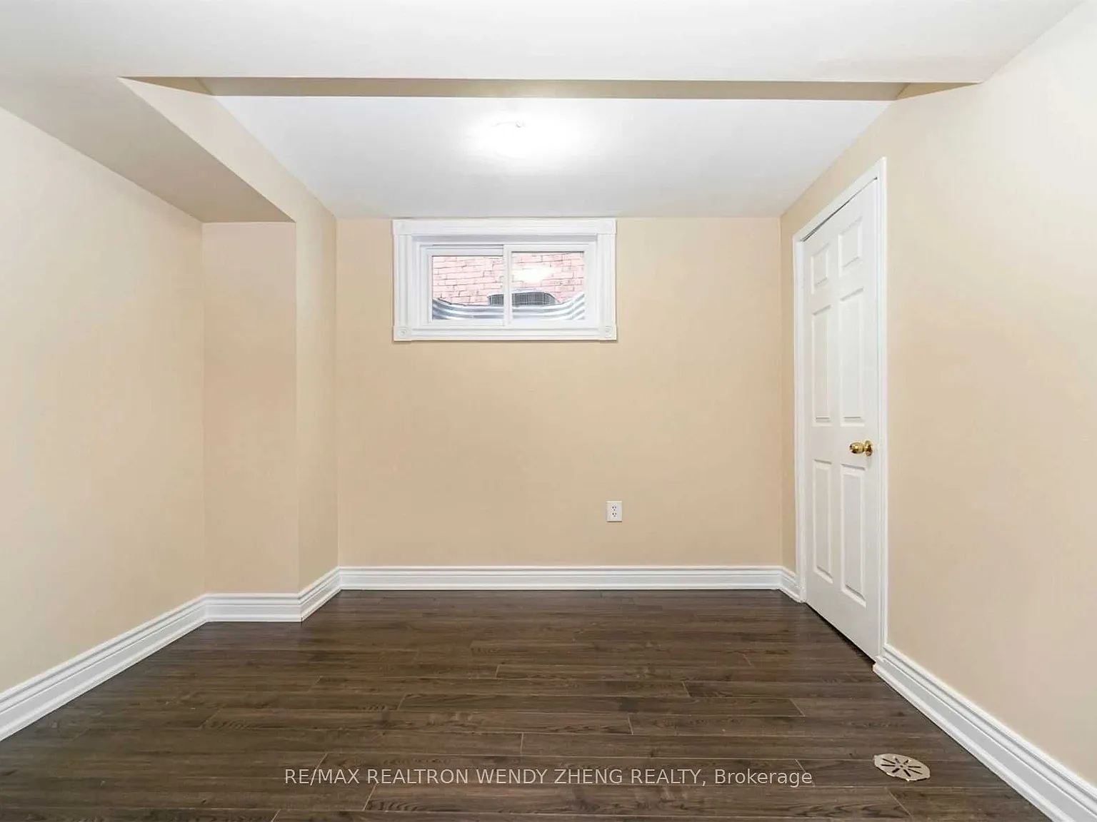 2 bed, $1,600 — Photo 4