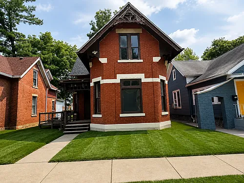 2431 Fox Ave Photo 1
