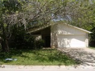 1725 W Doyle St, Granbury, TX 76048