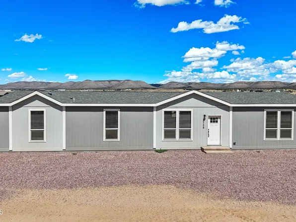 2758 W Altimeter Way, Paulden, AZ 86334