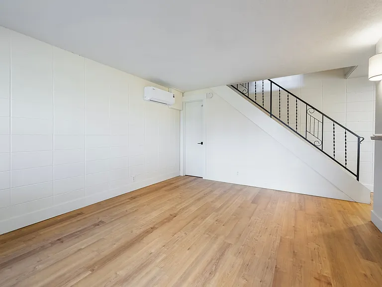 926 S Curtis Rd — Photo 13