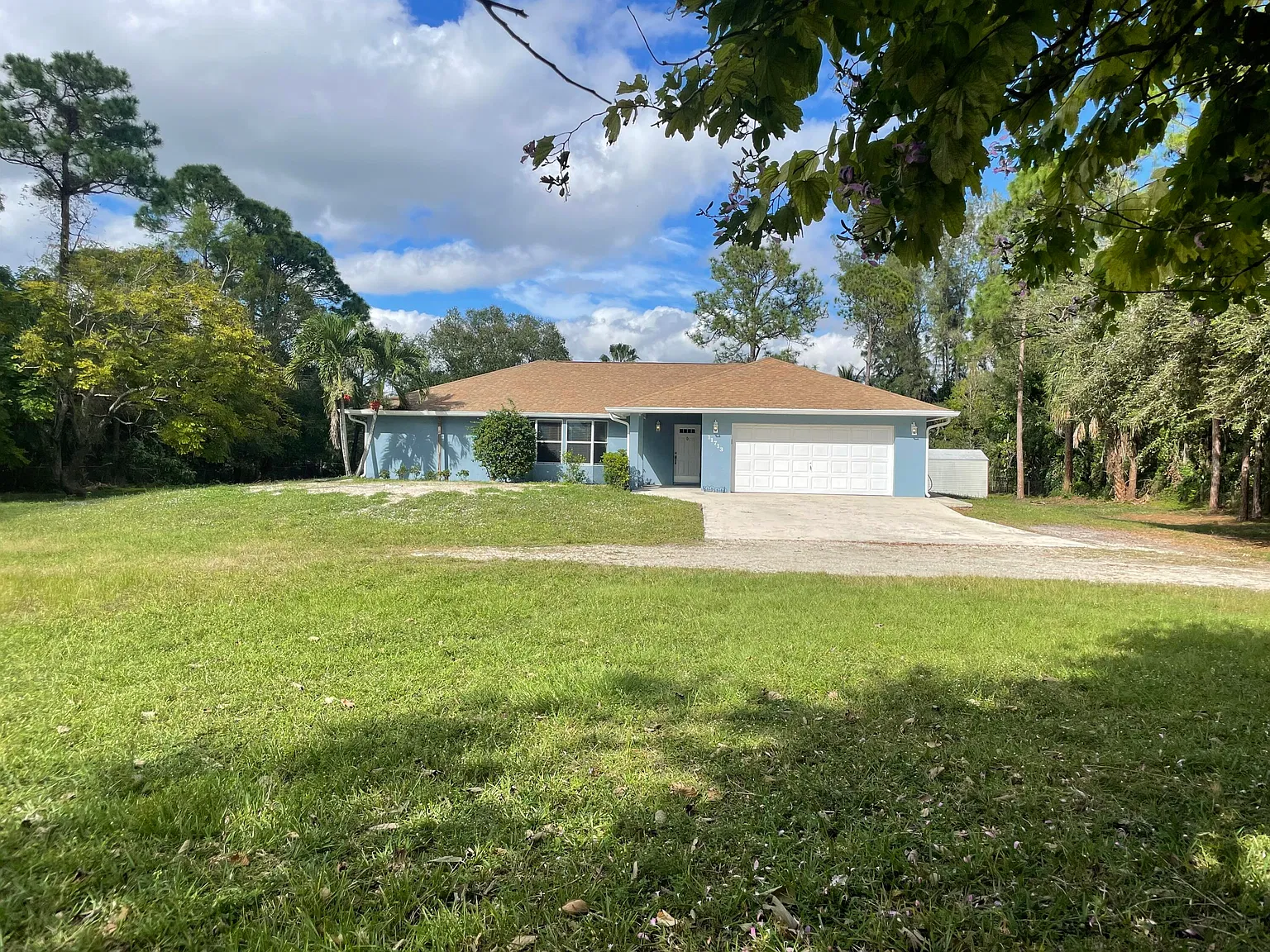3 bed, 2.0 bath, 2068 sqft, $4,200 — Photo 1
