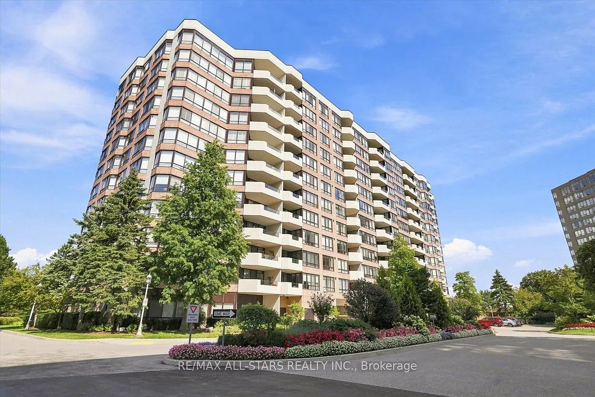 2 bed, $2,700 — Photo 1