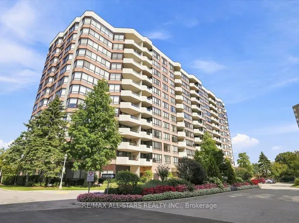 25 Austin Dr Unit 528, Markham, ON L3R 8H4