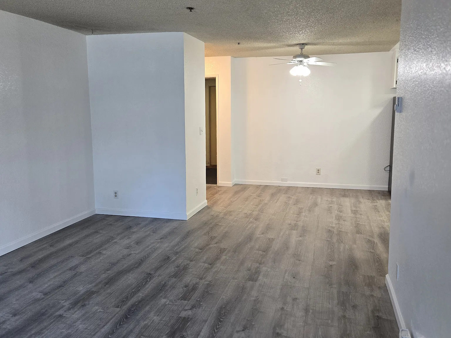 2 bed, 962 sqft, $2,695 — Photo 4