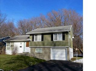 410 Marwood Rd, Rochester, NY 14612