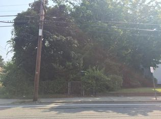 861 Main St, Clinton, MA 01510