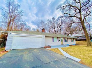 4519 Sterling Ave, Kansas City, MO 64133