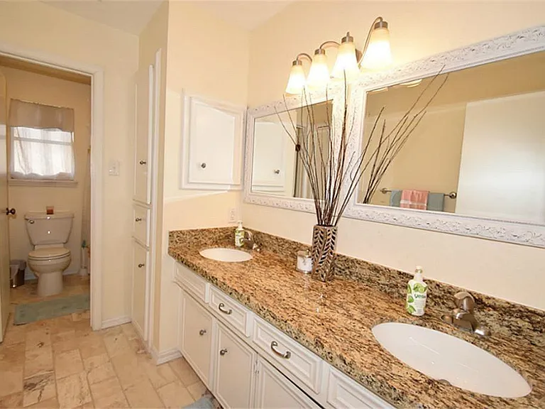 20610 Laurel Lock Dr — Photo 15