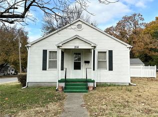214 W Vine St, Butler, MO 64730