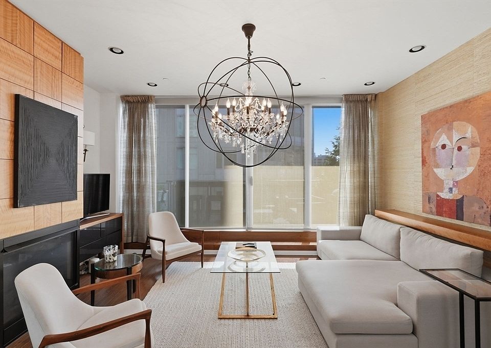 1st image of 319 A St #6E