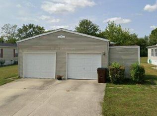 4 Bridle Trl, Lima, OH 45807