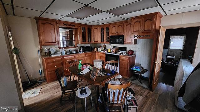 2nd image of 13 N Park St