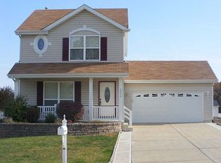 1014 Providence Pointe Dr, Wentzville, MO 63385