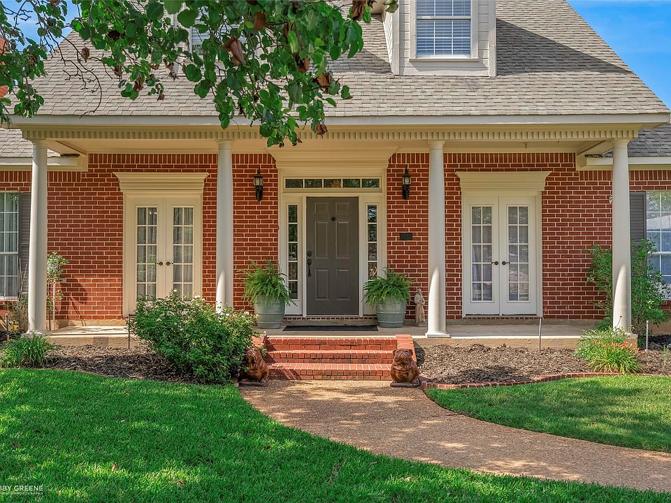 1st image of 103 Cambridge Cir