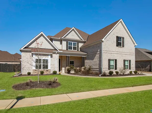 208 Island Reserve Cir, Huntsville, AL 35824