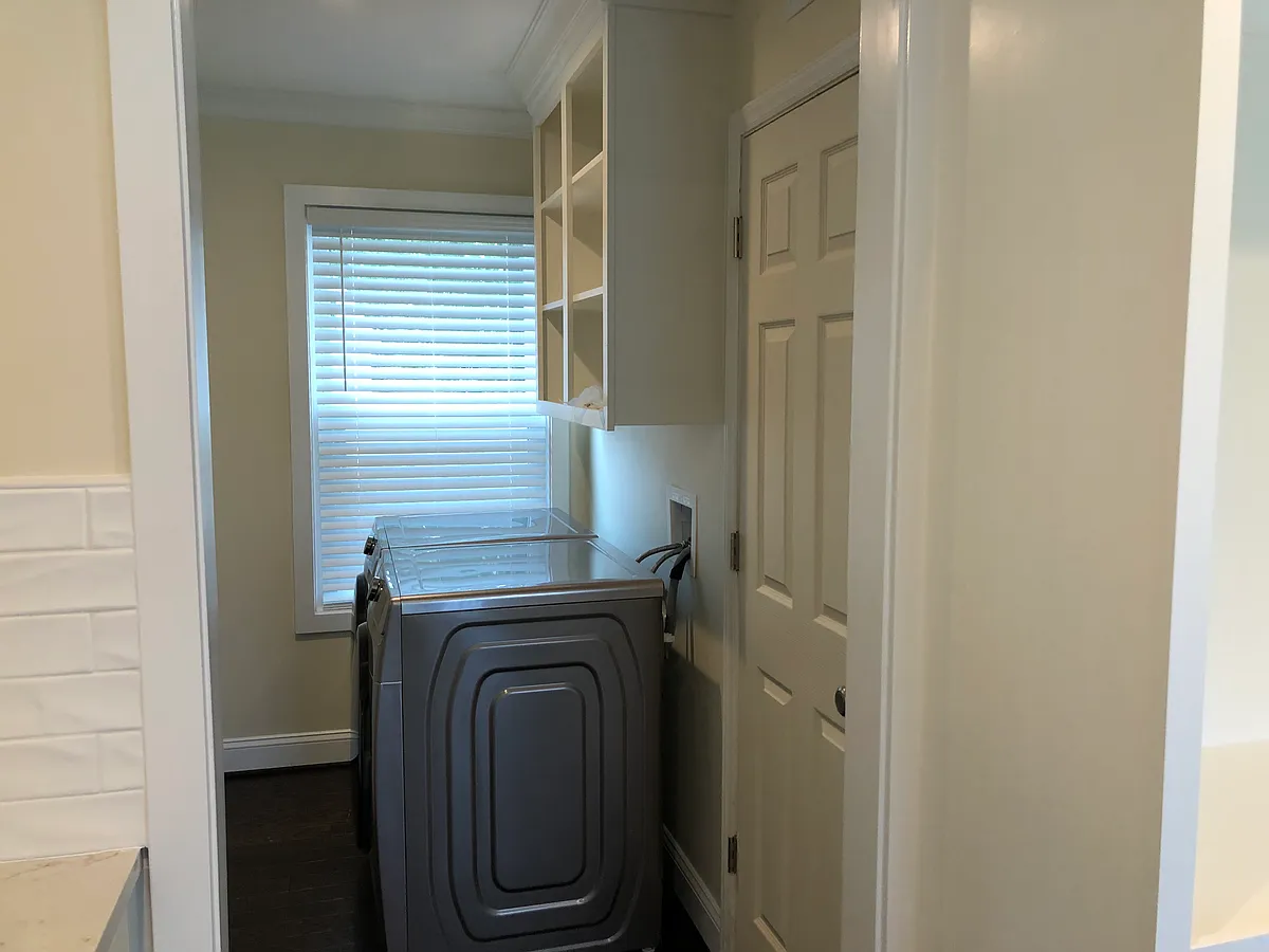 Building Photo - 7211 Grassy Knob Ct