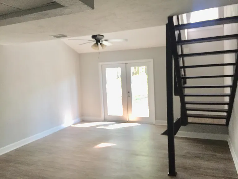 1005 Sharer Ct #6 — Photo 6