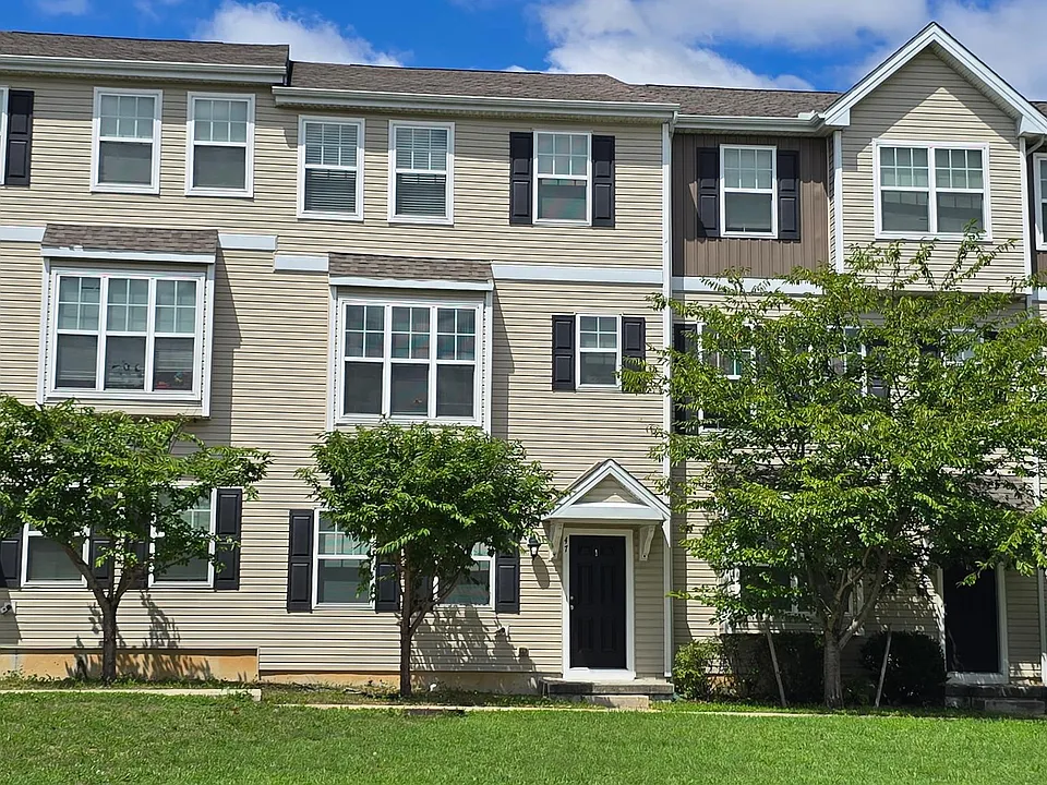 47 Tyndall Trl