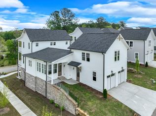 1304 Six Sisters St, Dacula, GA 30019