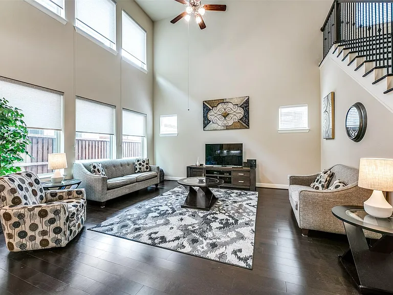 1132 Piedmont Ln — Photo 11