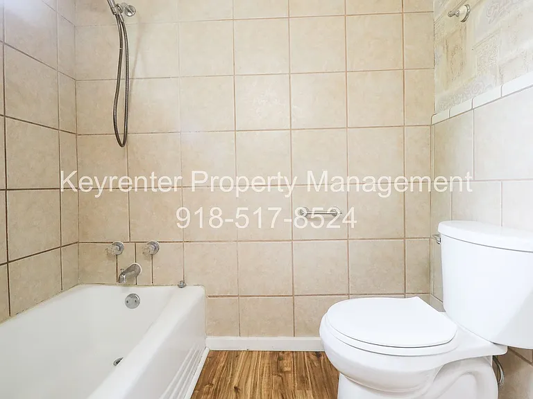 412 N McKinley Ave — Photo 9
