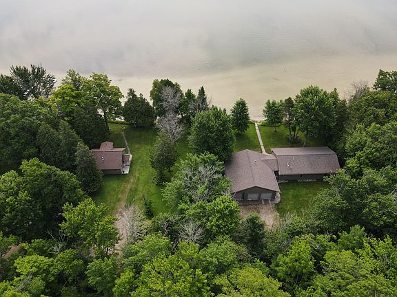 5th image of 30275 Jones Dr