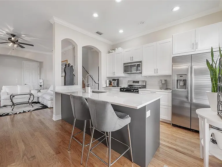 2920-2 Hansen Manor Ln — Photo 8