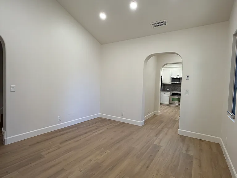 1321 Dahlia Loop — Photo 12